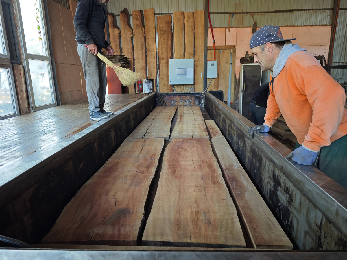 Вакуммная пресс - камера