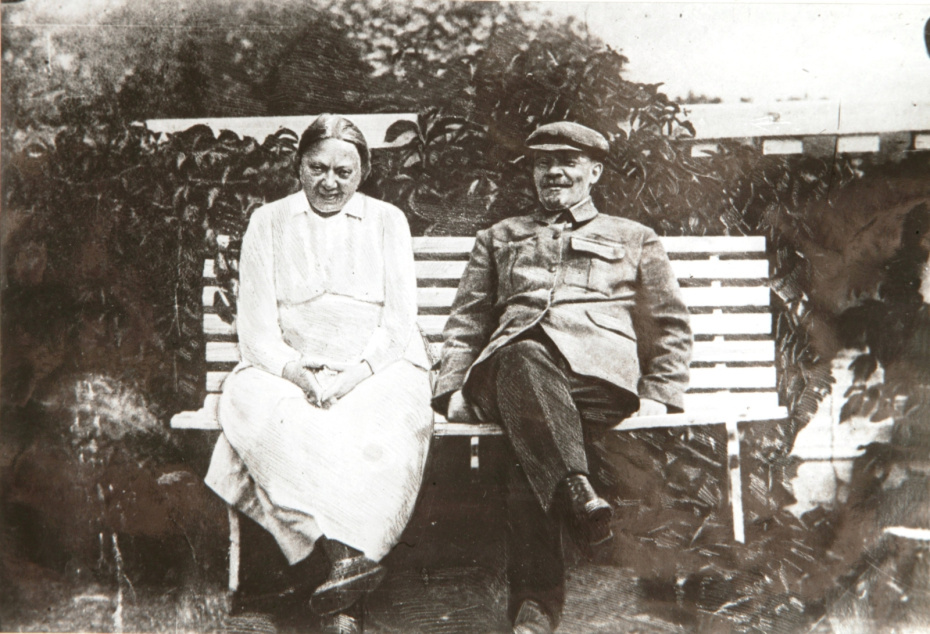 Ленин и Крупская. Источник news.ru