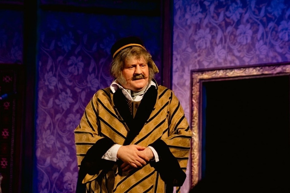    Российский актер театра и кино Александр Обласов выступил на Донецкой сцене. Фото: Минкультуры ДНР