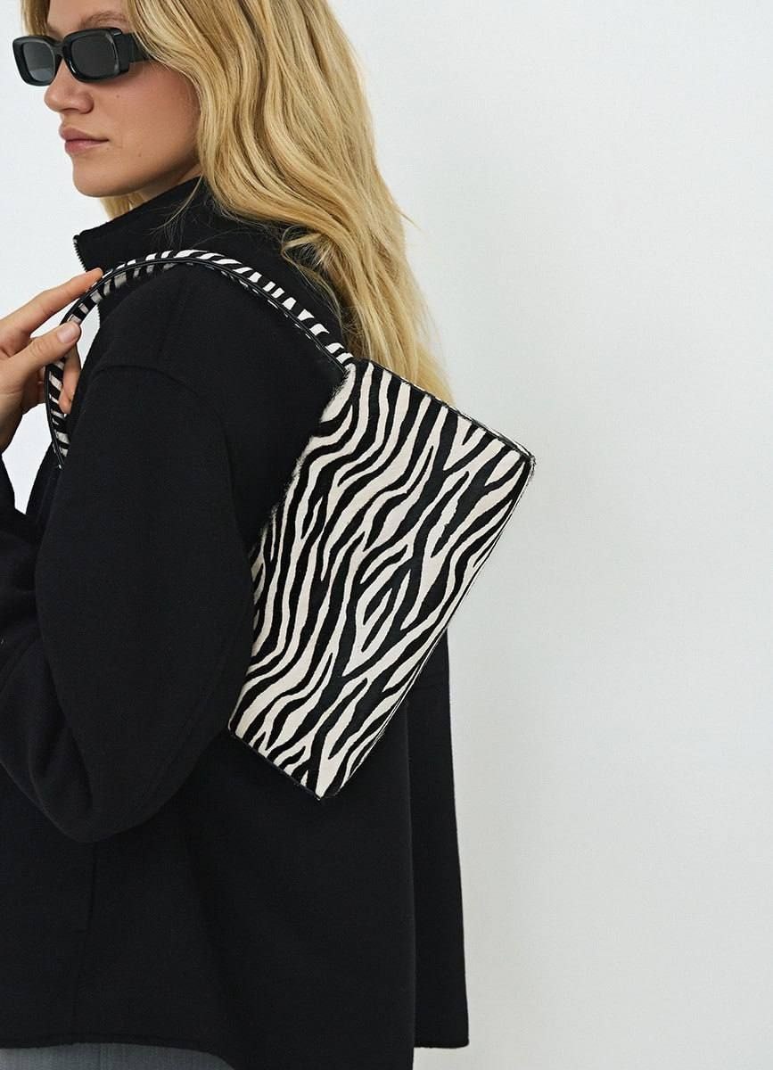 Зебра в виде акцентов