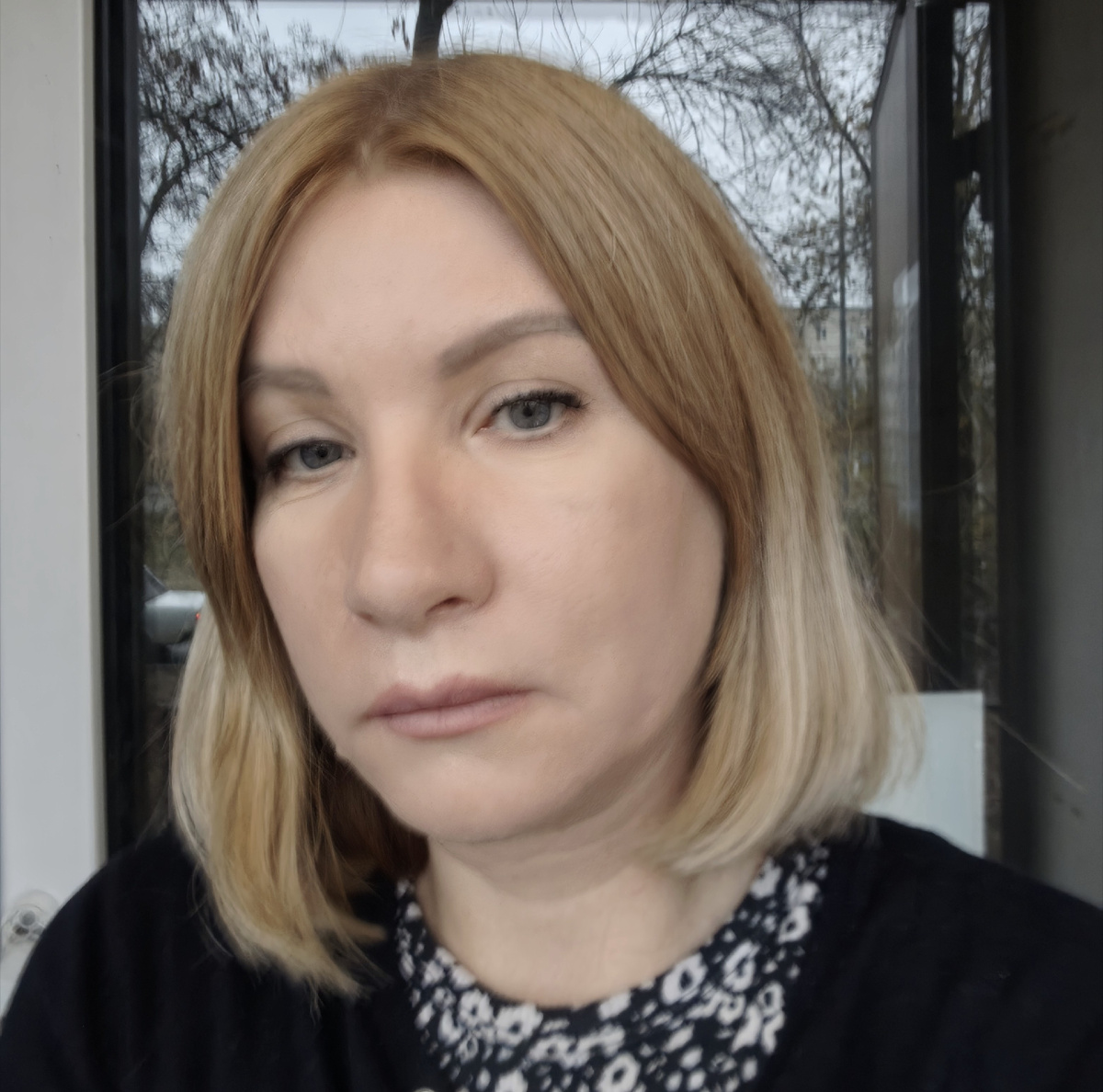 У входа в офис