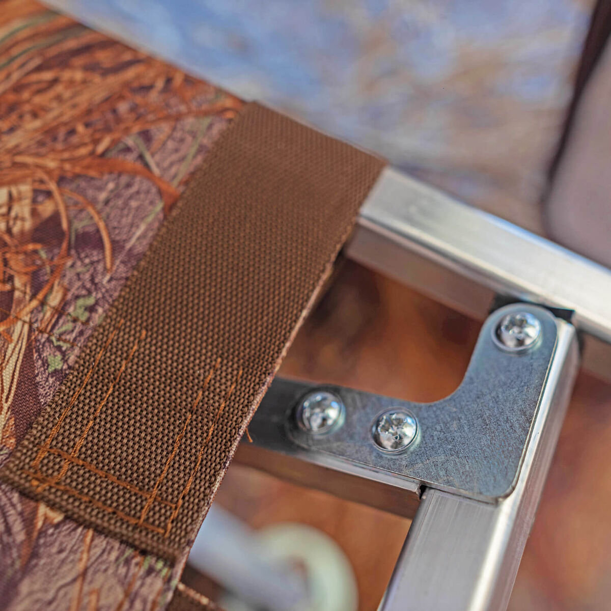 Металлические соединители и стропы раскладушек Берег