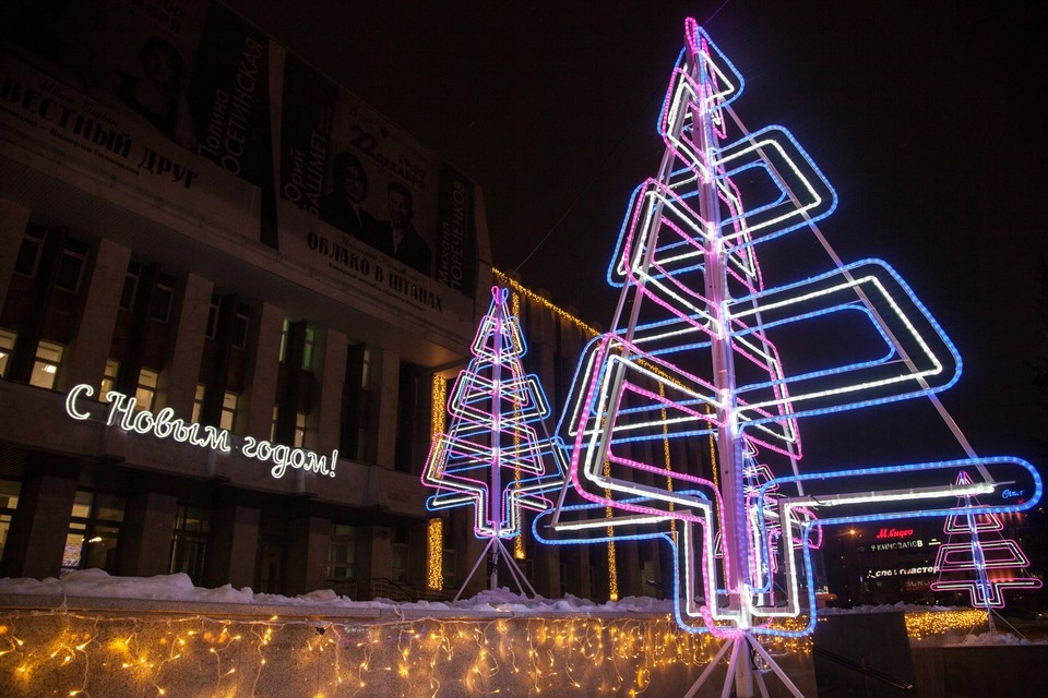    В Перми выберут самое красивое новогоднее оформление предприятий Николай ОБЕРЕМЧЕНКО