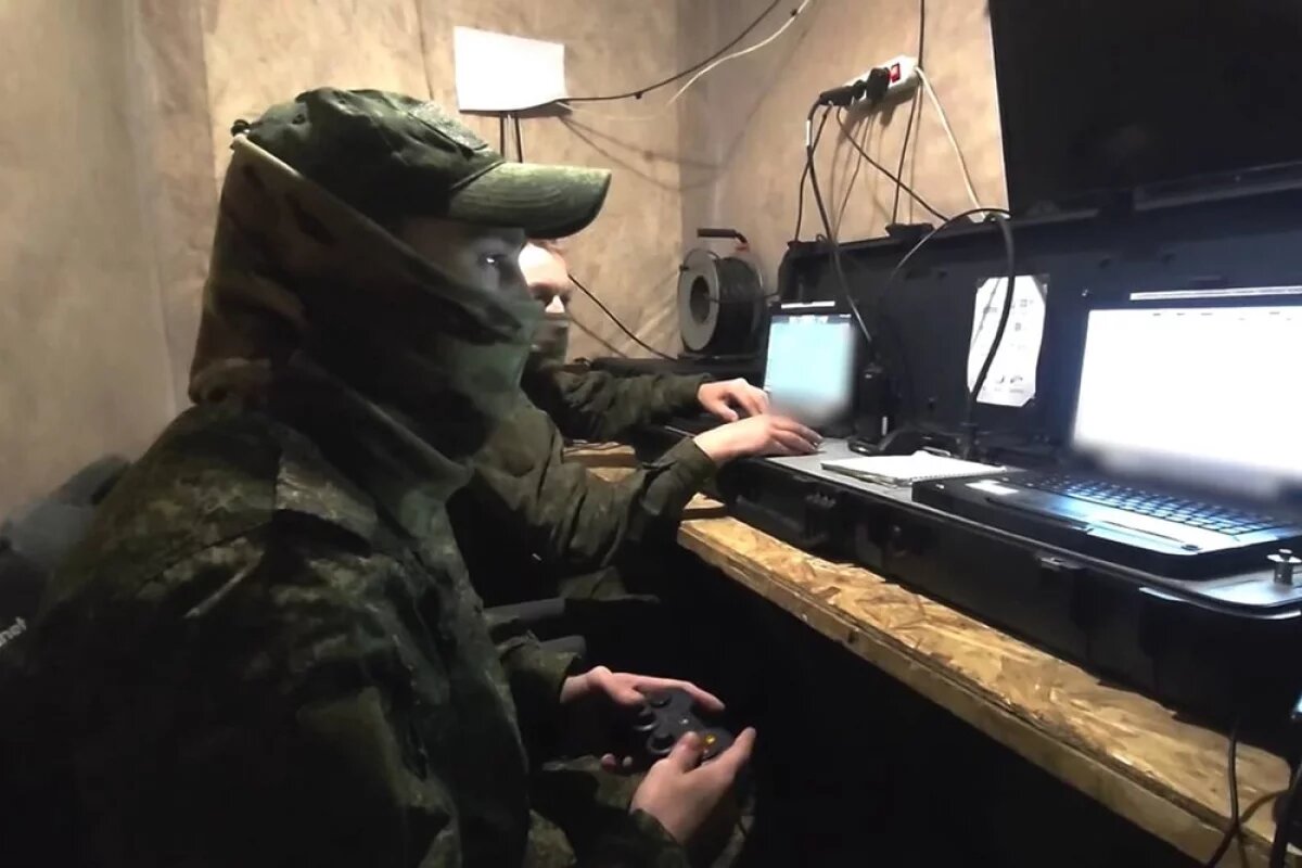    Боевая работа ведется по единому плану и во взаимодействии с другими подразделениями группировок войск.