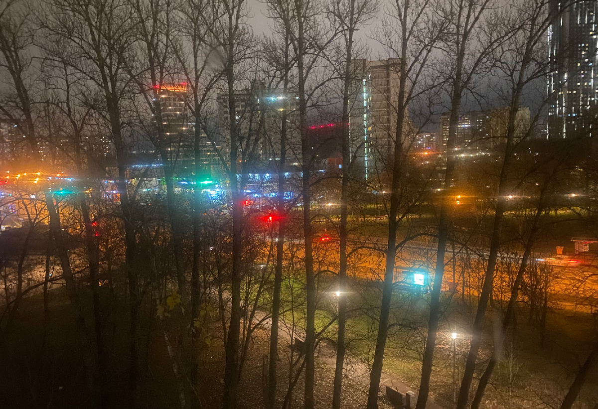 Учебный круговорот: ты в ночи готовишь шаблоны и презентацию для одних детей, кто-то готовит заготовки и материалы для развивашек с твоим ребенком