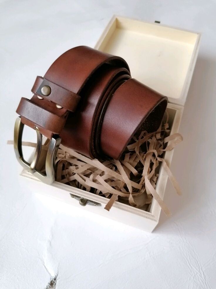 Коричневый ремень из натуральной кожи