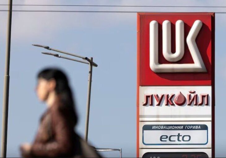     Иллюстрация выполнена нейросетью.