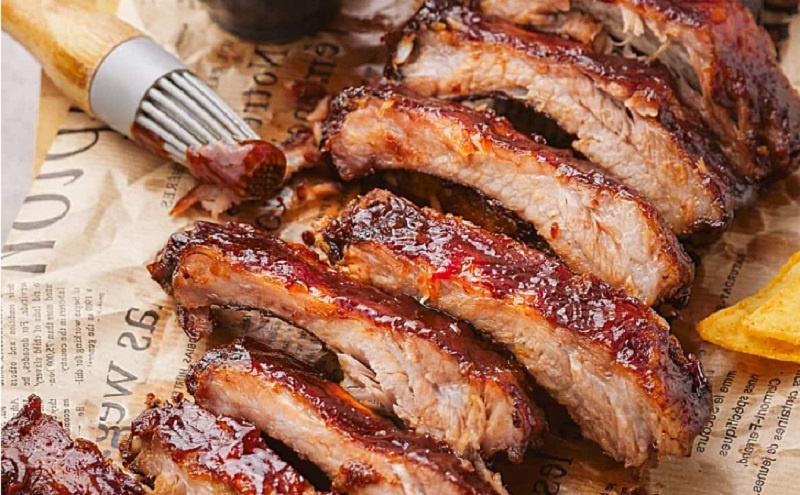 Сочные ребрышки в духовке: секрет домашней хрустящей корочки