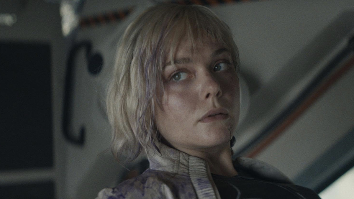 Кадр из фильма "Хищник: Планета смерти"