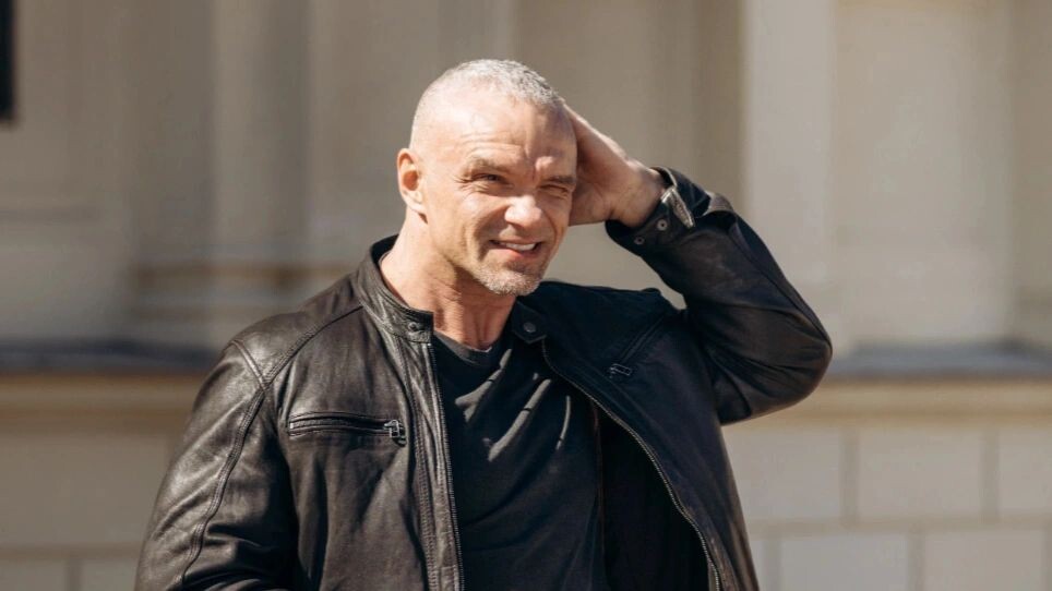    Кадр со съемок сериала «НейроВася»/«ПЕНЗФИЛЬММАШ»/LAZYDOG Production/kinopoisk.ru