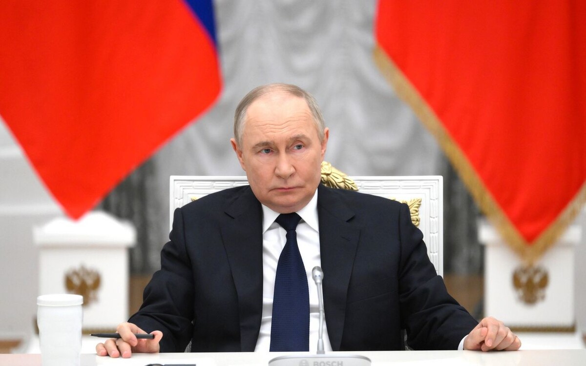    Путин одобрил продажу российского Ситибанка «Ренессанс Капиталу» Фото – Президент России