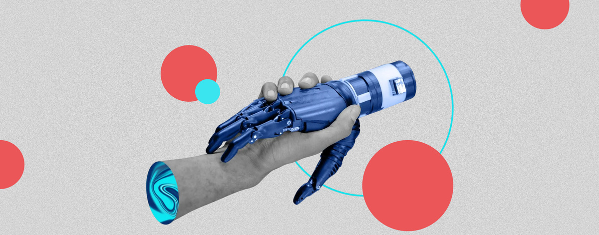 Робототехника и человек - рука об руку