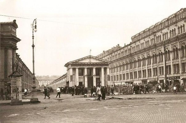 Перинные ряды. Фото примерно 1930-1940 годы