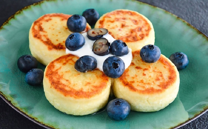 Сырники без лишней муки: секрет ресторанной нежности