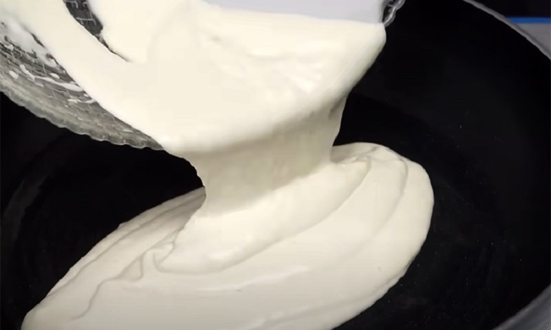 Пицца на сковороде за 20 минут: рецепт для тех, кто не любит ждать