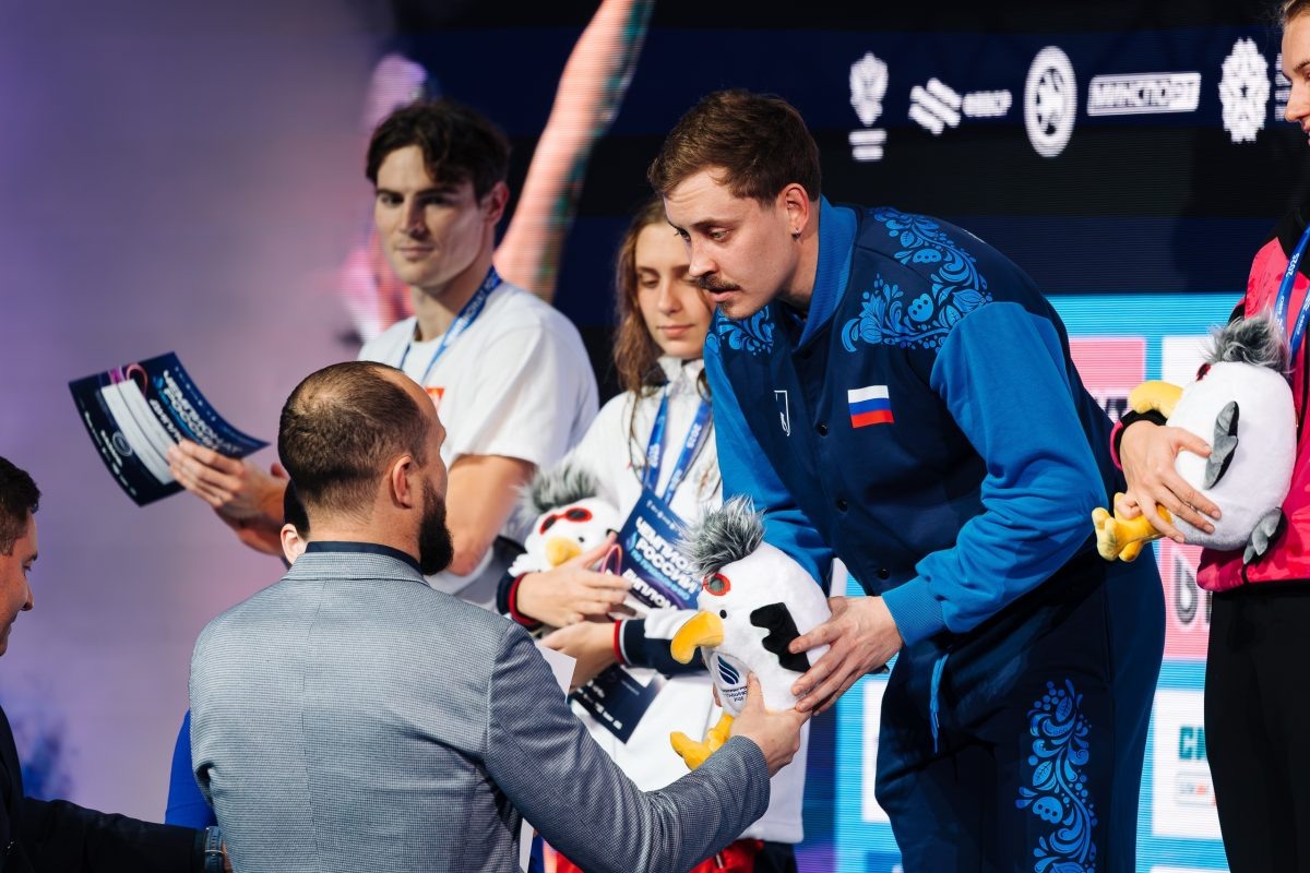    В Казани Олег Костин завоевал золото и серебро.