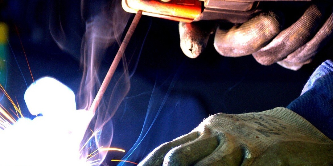 Угол наклона электрода , в какую сторону ведем его при сварке-от себя, на себя. И как это можно применить при сварке тонкого металла