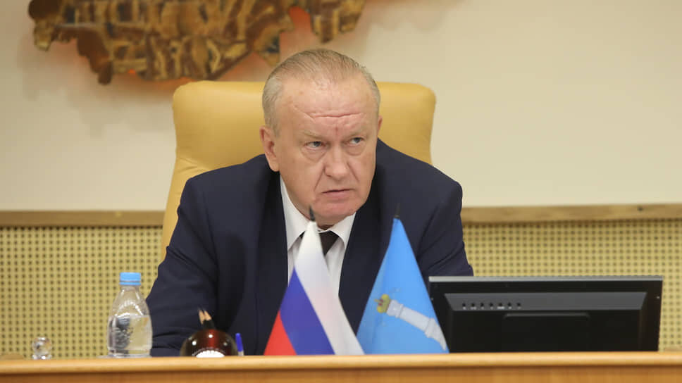 Спикер заксобрания Валерий Малышев считает, что с учетом геополитической обстановки бюджет региона нормальный.📷Фото: пресс-служба ЗС УО