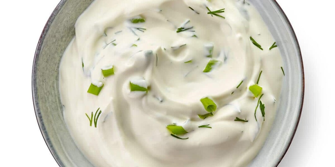 Пять сметанных соусов: От классики до смелых экспериментов