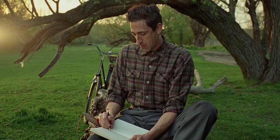    Фото: кадр из фильма "Бруталист"; режиссер – Брэйди Корбе; производство – киностудия Andrew Lauren Productions