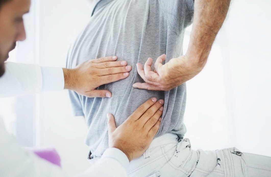 Срочно к нефрологу.
