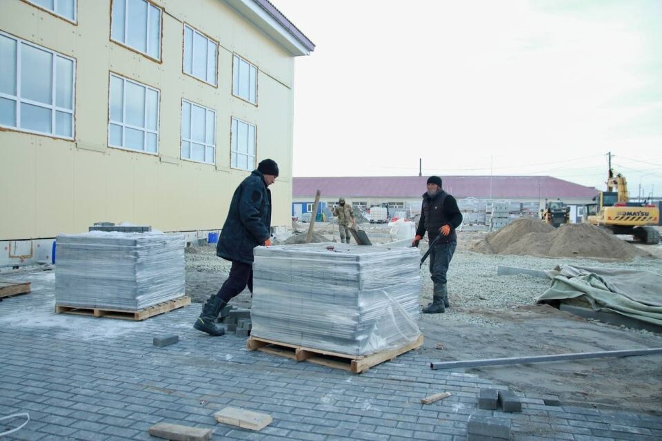    Строительство спортзала Кош-Агачской школы. Источник: altai-republic.ru