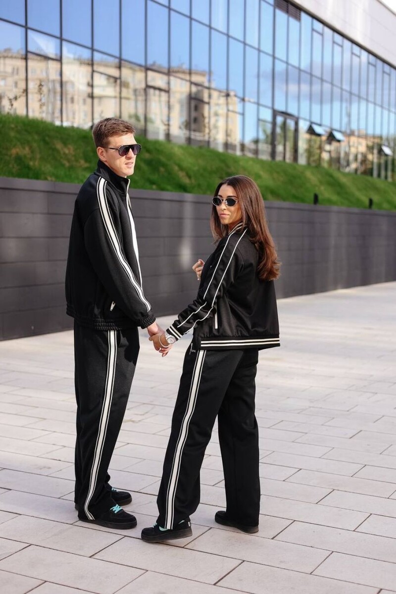    Александр Соболев с женой. Источник: t.me/Sobolev_7