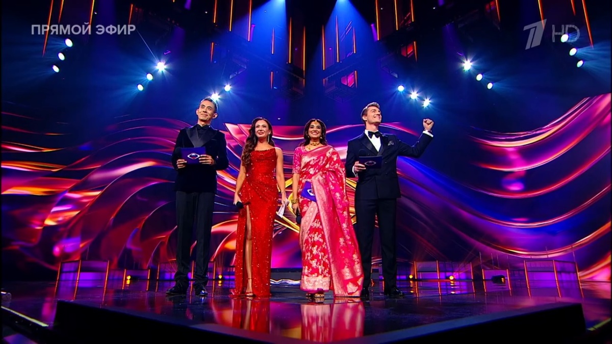 Алексей Воробьёв, Аида Гарифуллина, Стэфи Патель, Мэнг Лэй
