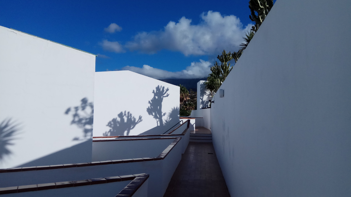 На выходе из дома