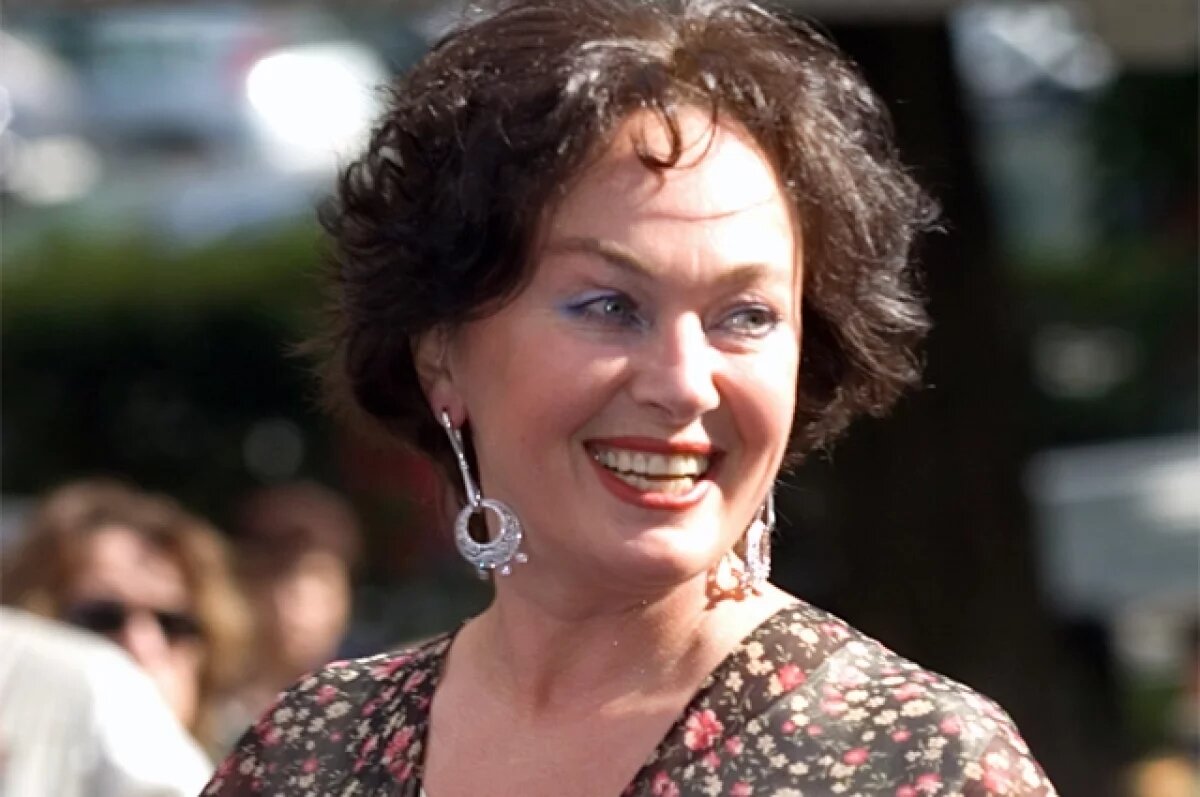    Ларисе Гузеевой объявили благодарность президента за заслуги в СМИ