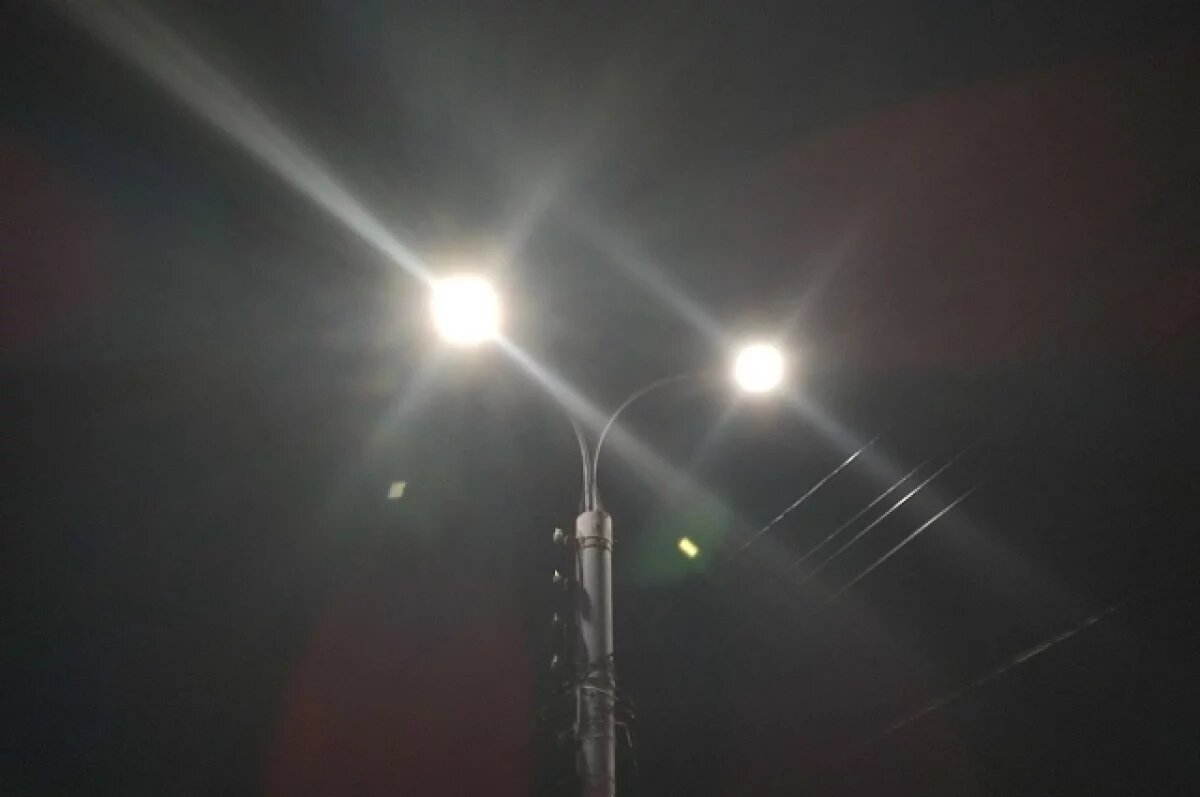    Под Новосибирском в Бердском роддоме включили уличное освещение