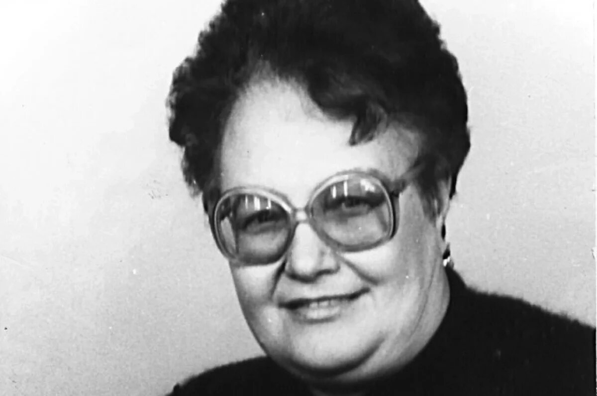    Умерла бывший руководитель Иркутского областного радио Прасковья Комлик