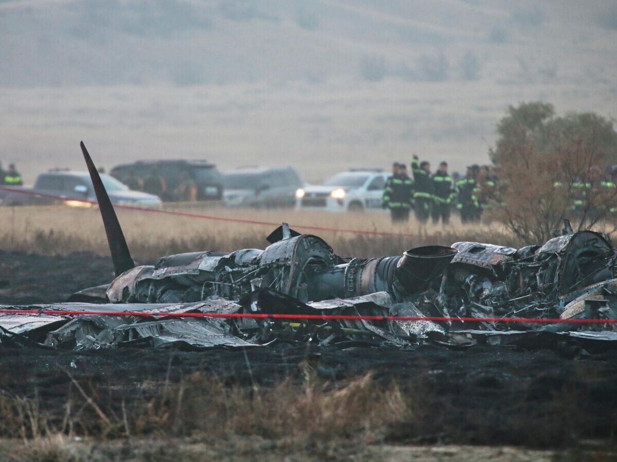    Место крушения турецкого военно-транспортного самолета Lockheed C-130 Hercules в районе грузино-азербайджанской границы© AP Photo / Zurab Tsertsvadze