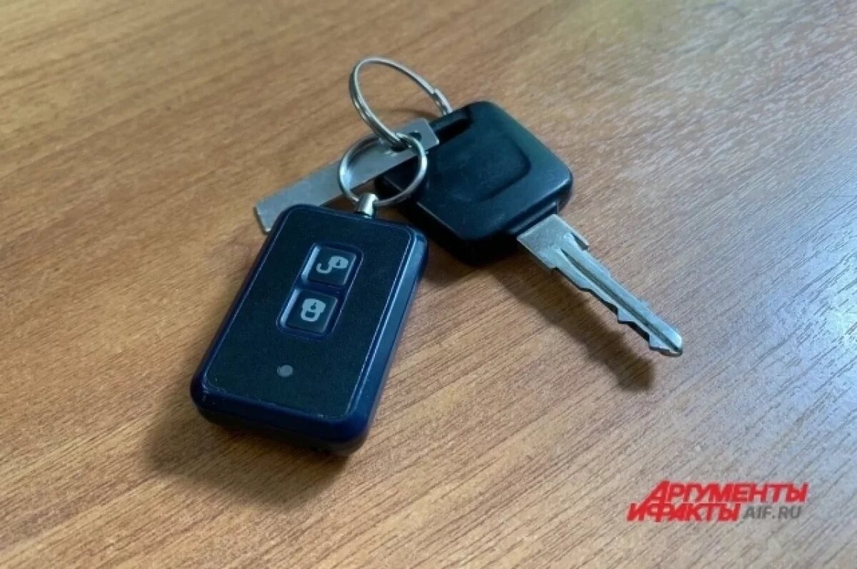    В Перми мужчина украл ключи у спящего отца и сбил женщину на его авто