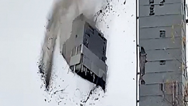 Полет  огромного куска бетона вниз в Красногорске.  фото: картинки яндекс.