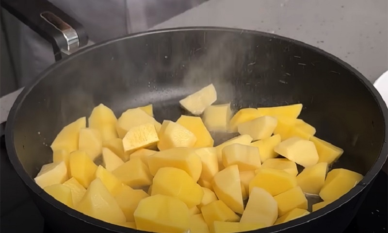 Кавказские чанахи: вкус настоящего обеда в одном горшочке