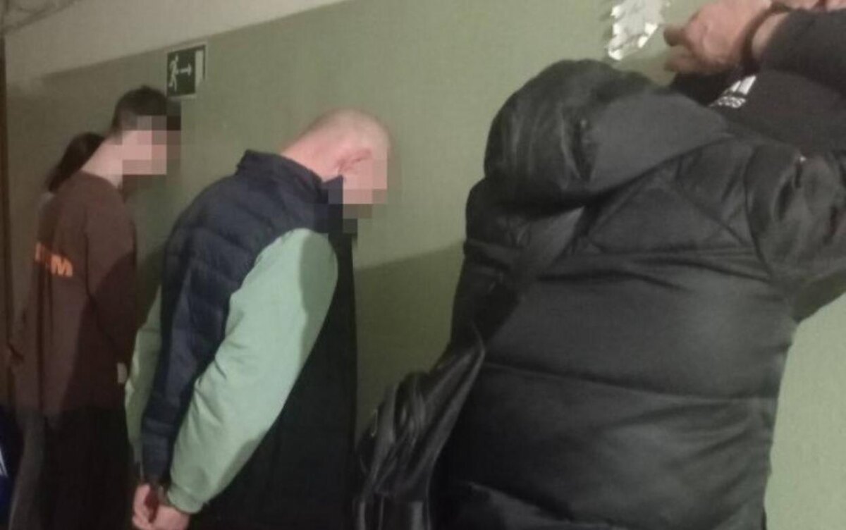    Наркопритон работал в одном из домов Глазова