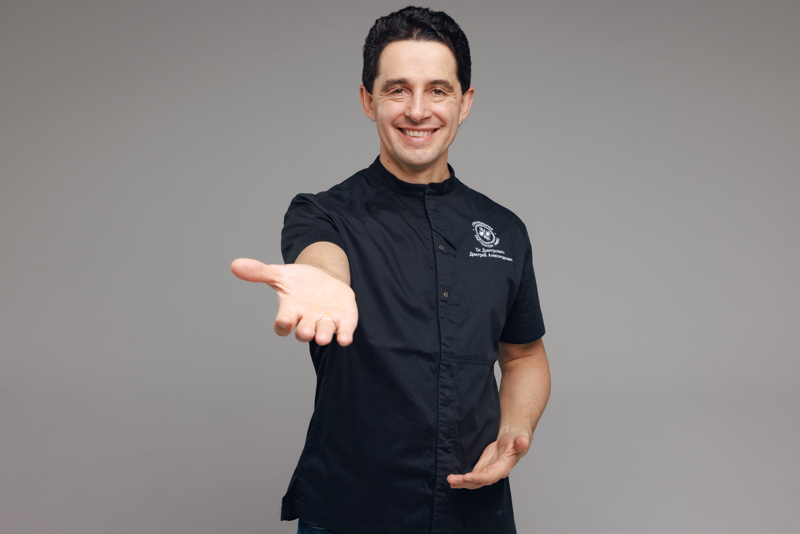 Фотография взята с сайта стоматологии Дмитрович Фэмили https://www.dmitrovich.ru/