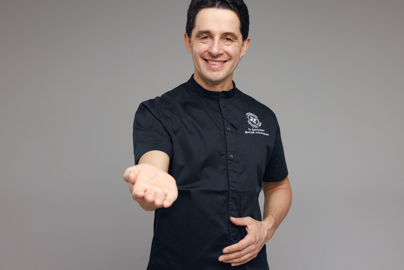 Фотография взята с сайта стоматологии Дмитрович Фэмили https://www.dmitrovich.ru/