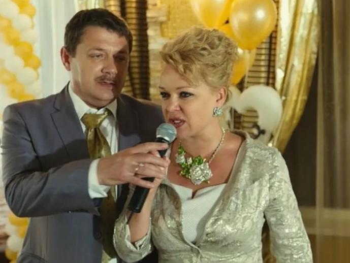 С актрисой Еленой Валюшкиной в комедии «Горько!»