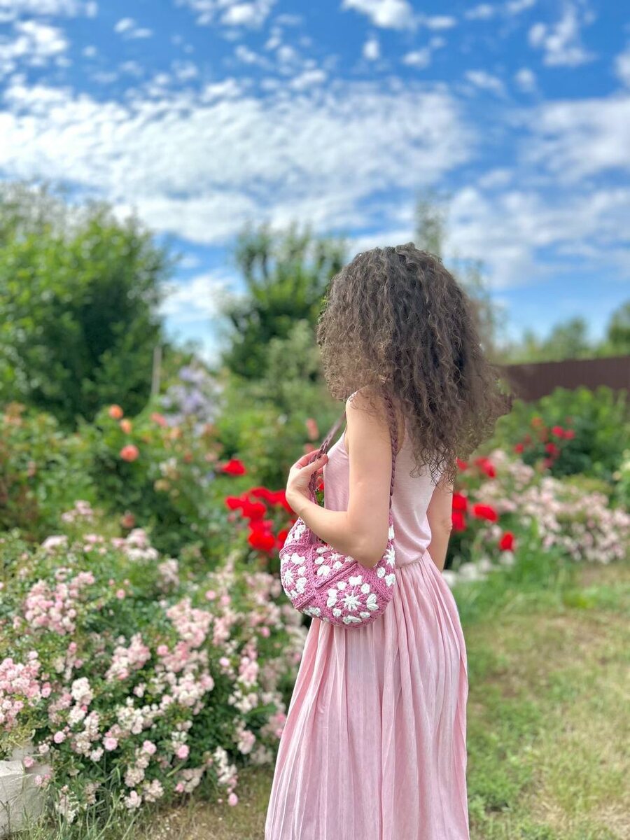 Летняя вязаная сумка