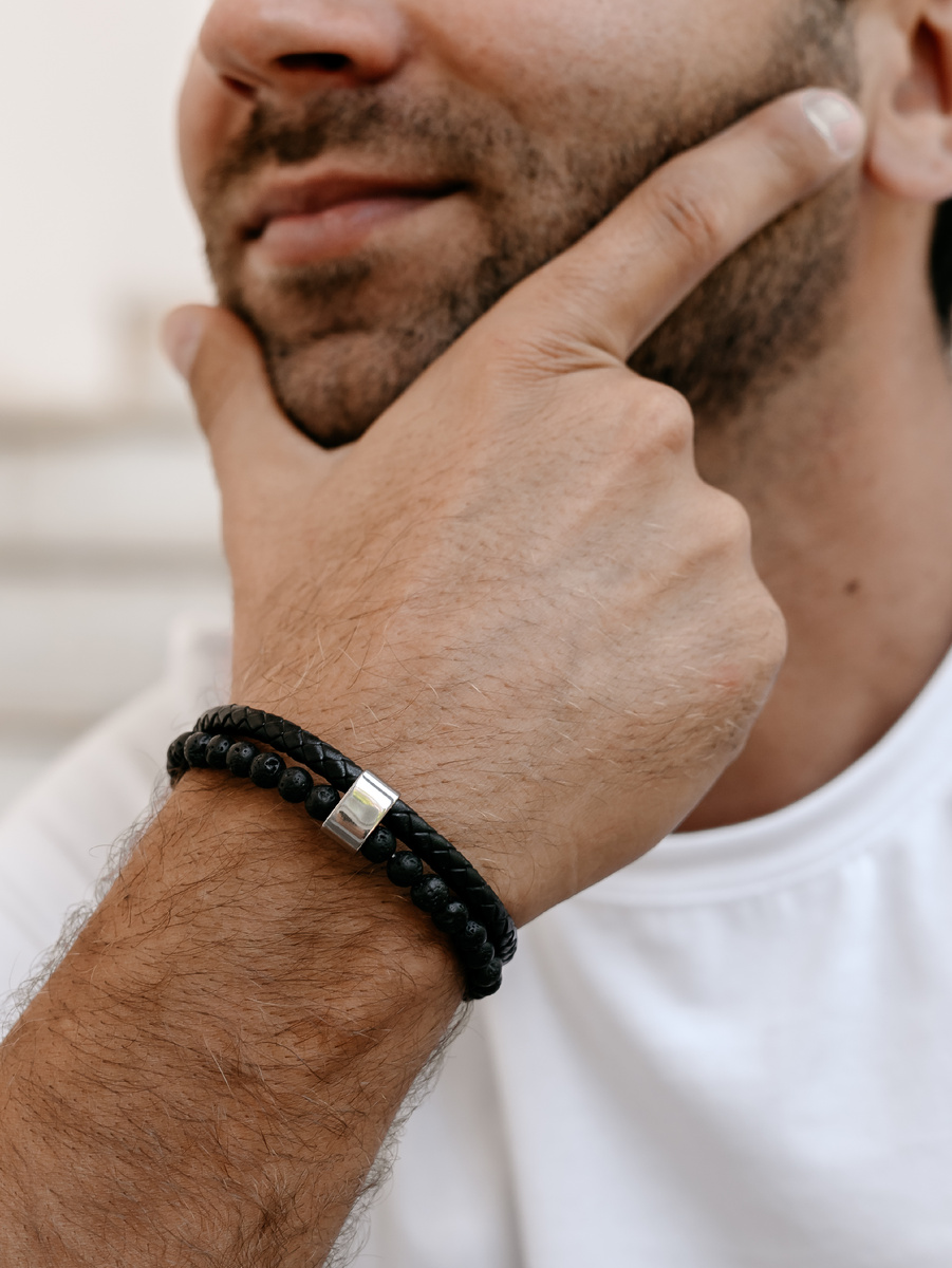 Браслет из камня Лава