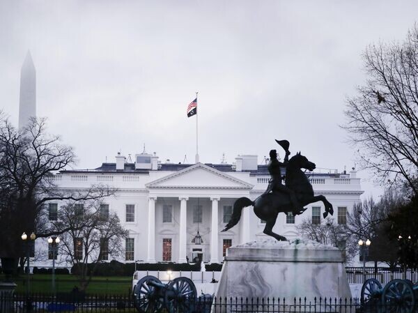 Официальные "похороны": Белый дом опубликовал эпитафию в память о шатдауне