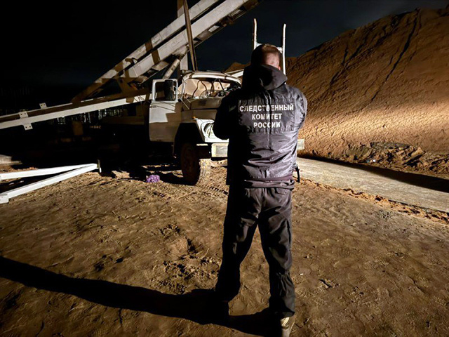 Под Тверью на стройке рабочего задавило металлоконструкцией, сорвавшейся с крана