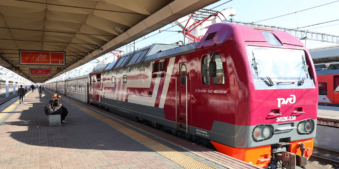 Как пройти к поездам на Ленинградском вокзале в Москве: памятка