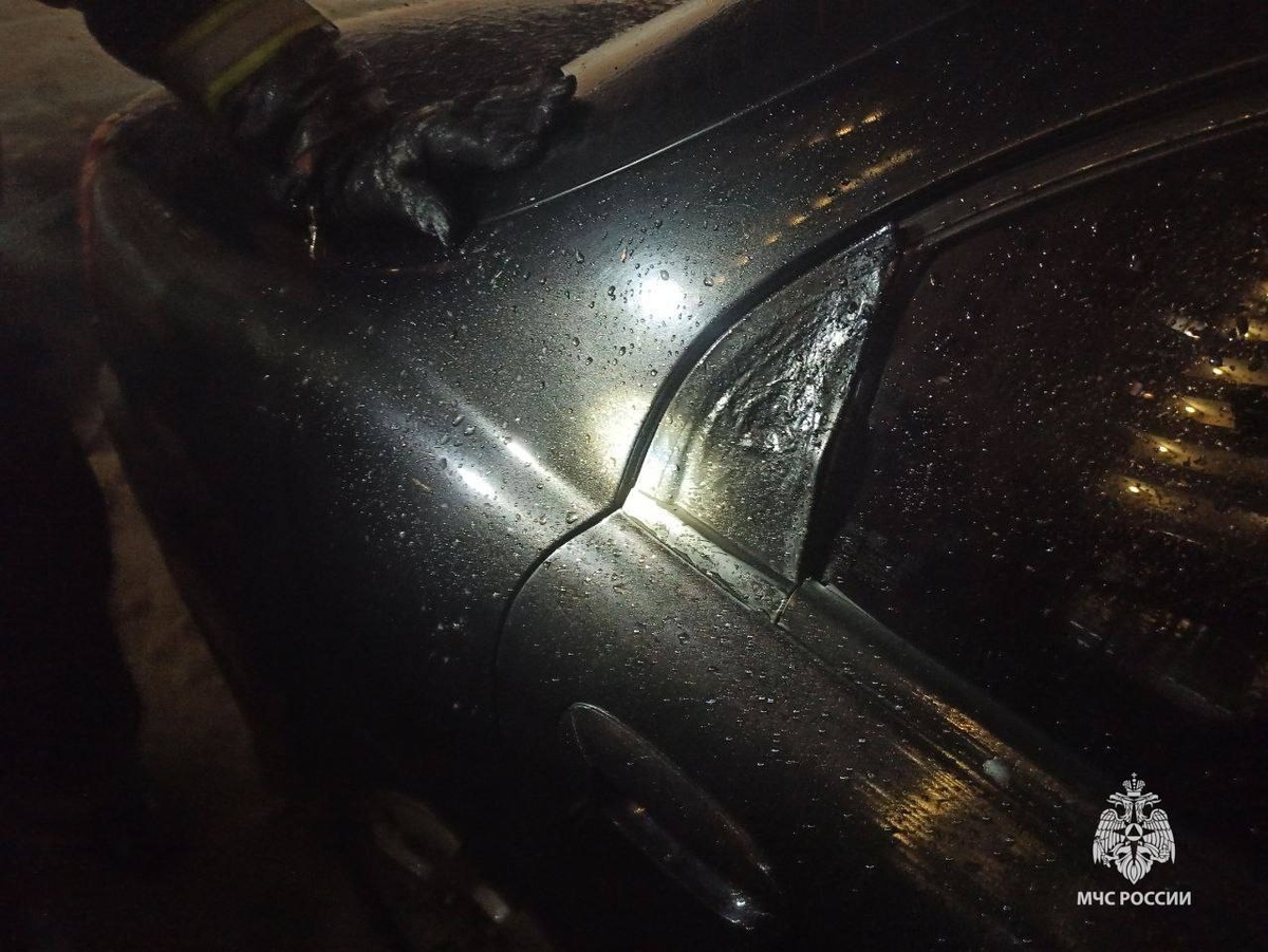    В Сургуте сгорел автомобиль