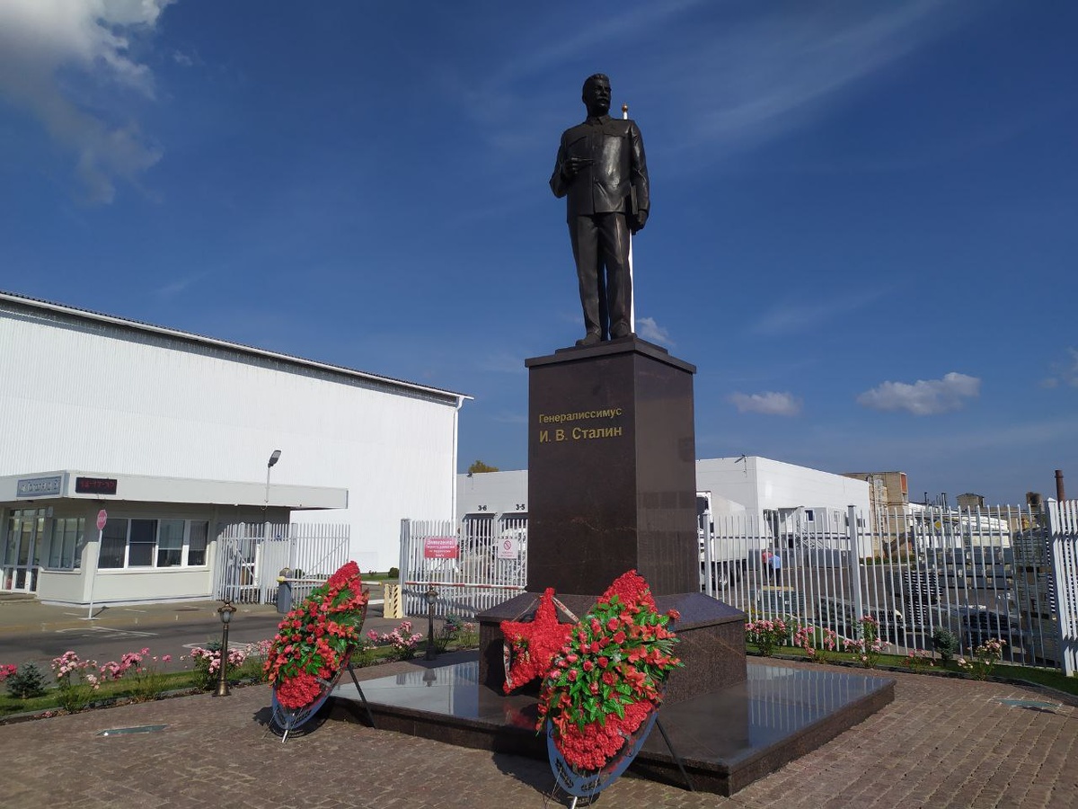 В некоторых российских городах памятники Сталину сохранились до сих пор.  Фото: ФедералПресс / Татьяна Буторина