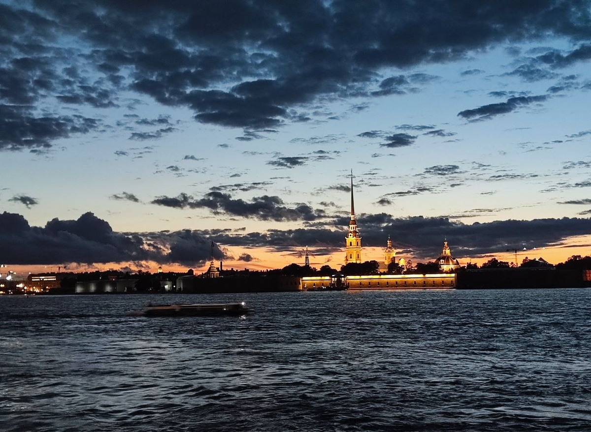 Фото: Знакомьтесь, Петербург