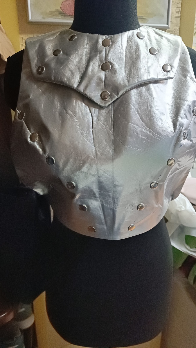 Типа металлические ✊