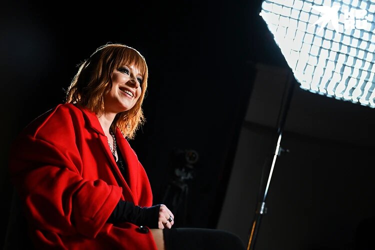 Юлия Савичева: «Я уверена, что любовь на всю жизнь существует»